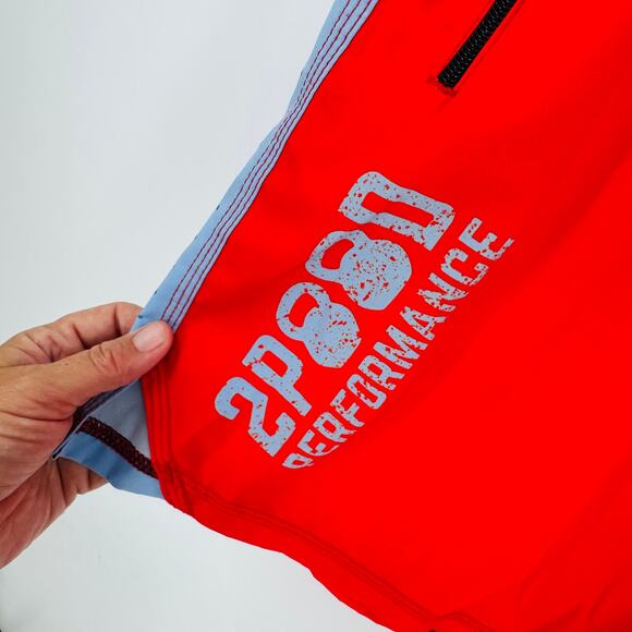 2(X)IST V3.5 Men’s XL Red Board Shorts Swim Trunks Zip Pocket - Picture 3 of 4